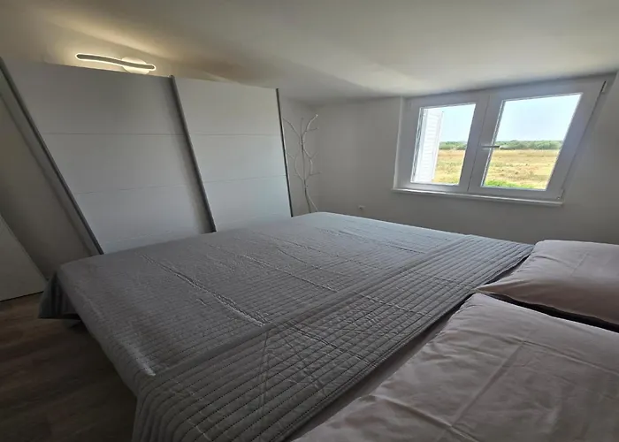 One Bedroom With Terrace Zaton (Zadar)
