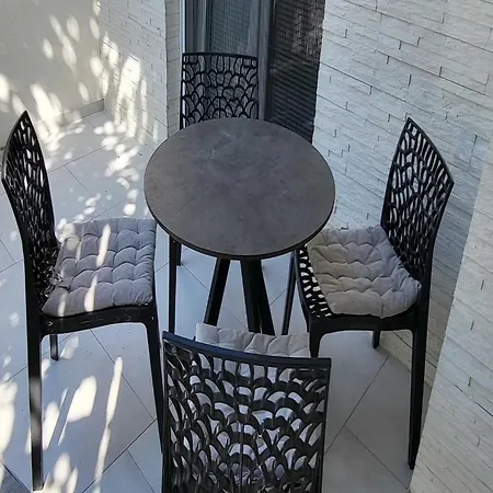 One Bedroom With Terrace *