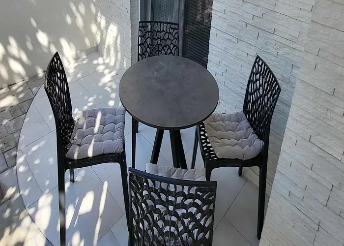 One Bedroom With Terrace *